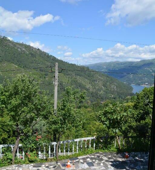 펜션 Casa Dos Santos Alojamento   Guest House