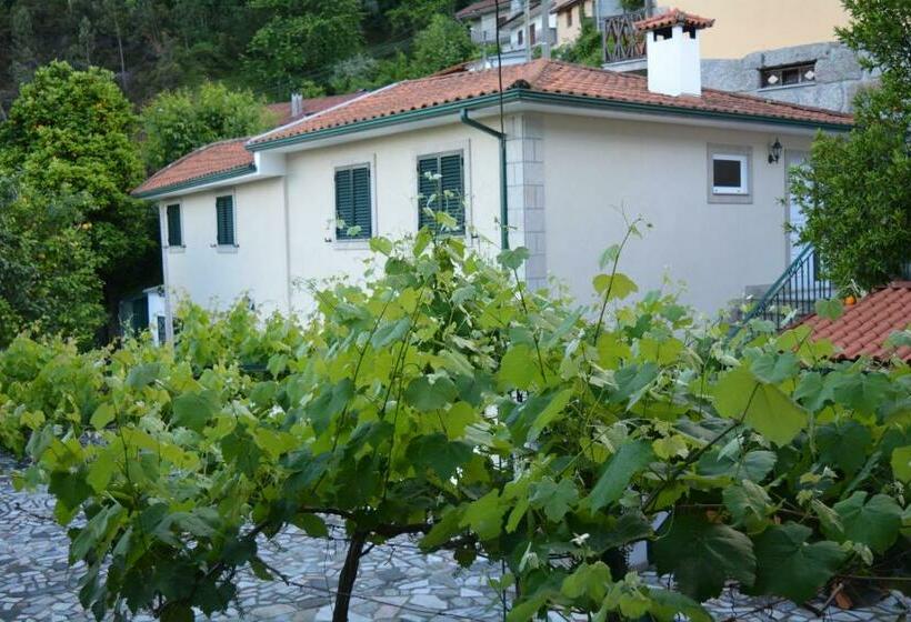 펜션 Casa Dos Santos Alojamento   Guest House