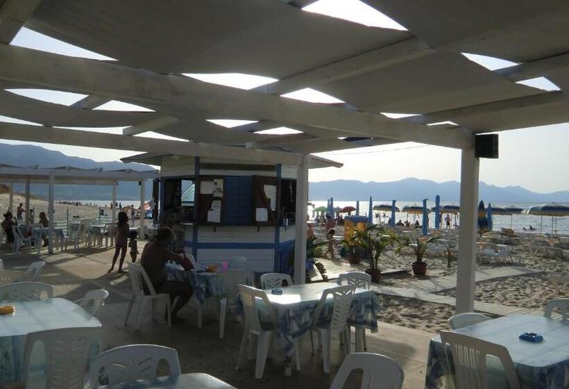 פנסיון Case Vacanze C M Windsurf