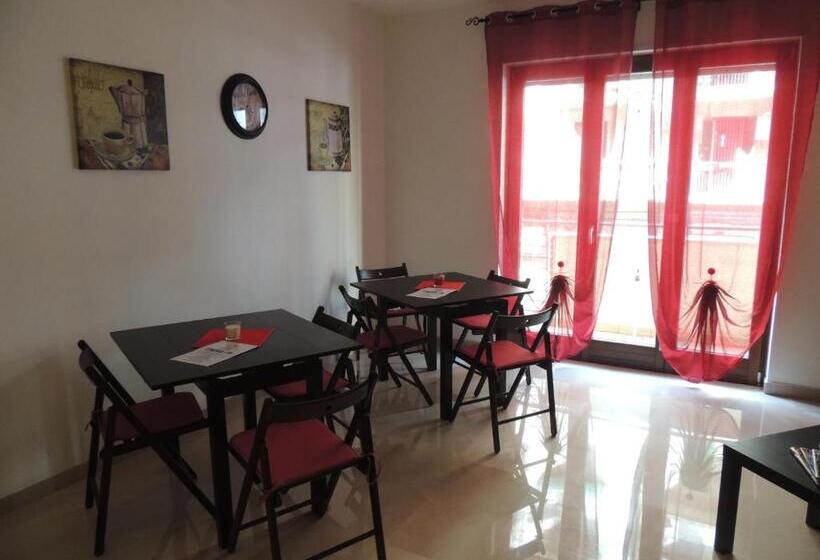 פנסיון Domus Taranto Unica Sede