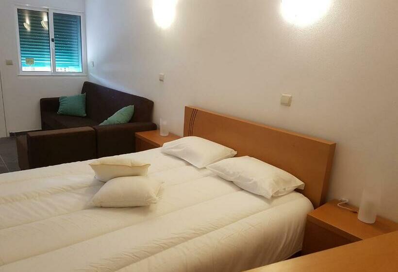 펜션 Casa Dos Santos Alojamento   Guest House