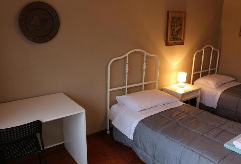 بنسيون Easyroom Schio