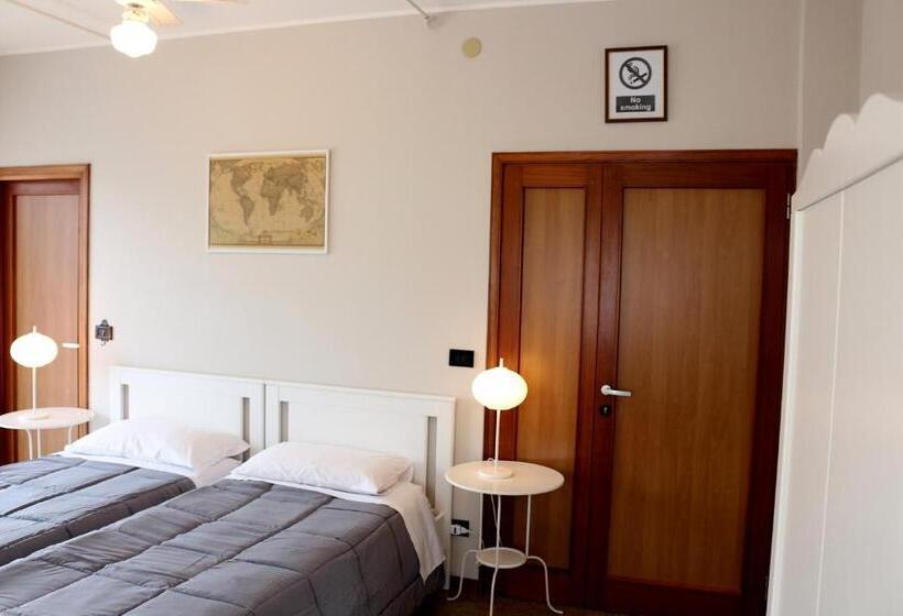 بنسيون Easyroom Schio