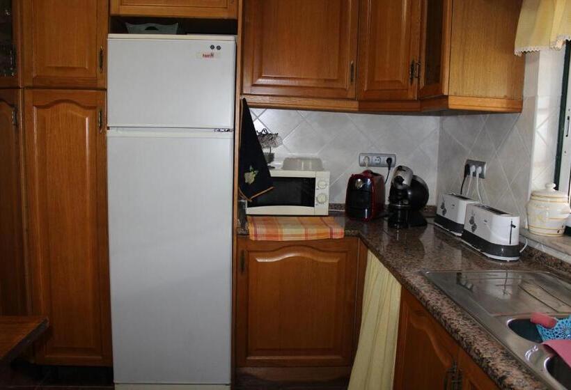 بنسيون Hostel Casa Lucas