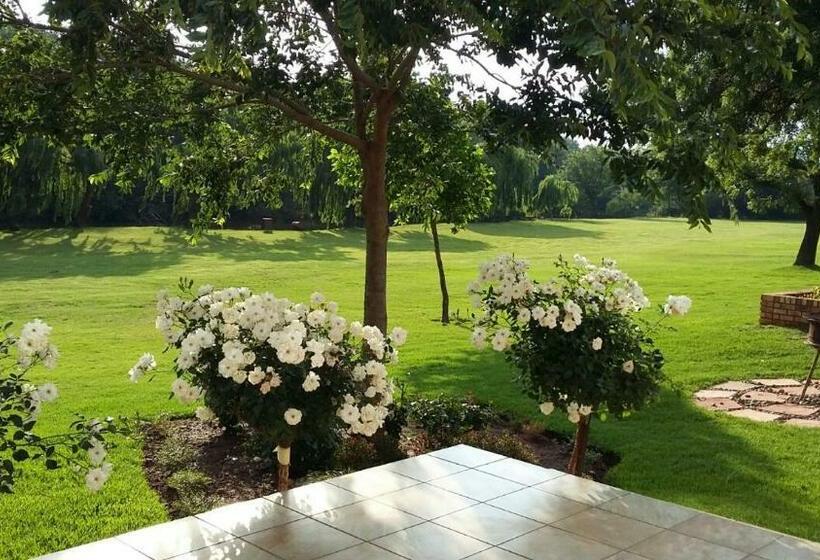 Пансион Ibis Nest