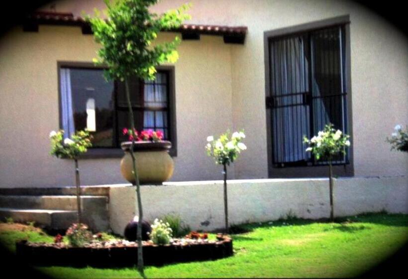 Пансион Ibis Nest