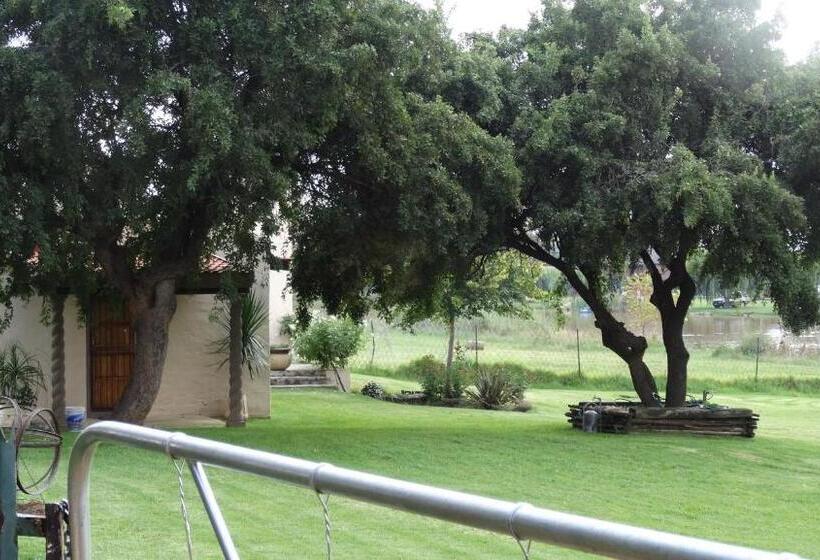 Пансион Ibis Nest