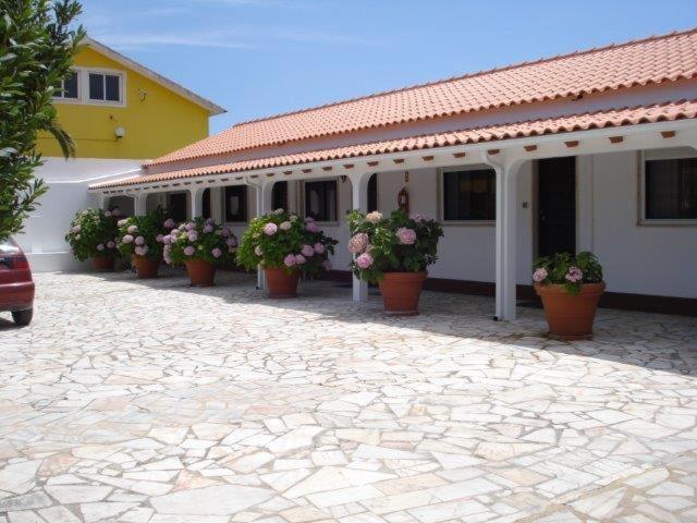 بنسيون Lobateira Villas