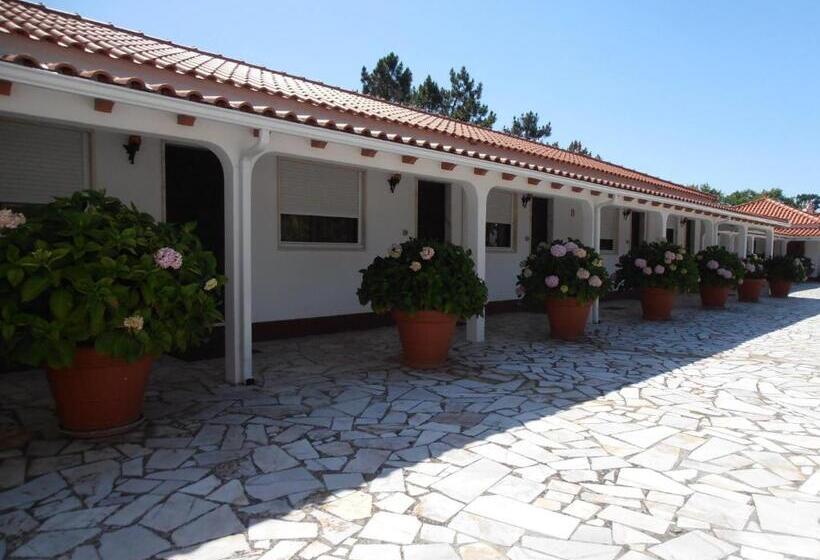 بنسيون Lobateira Villas