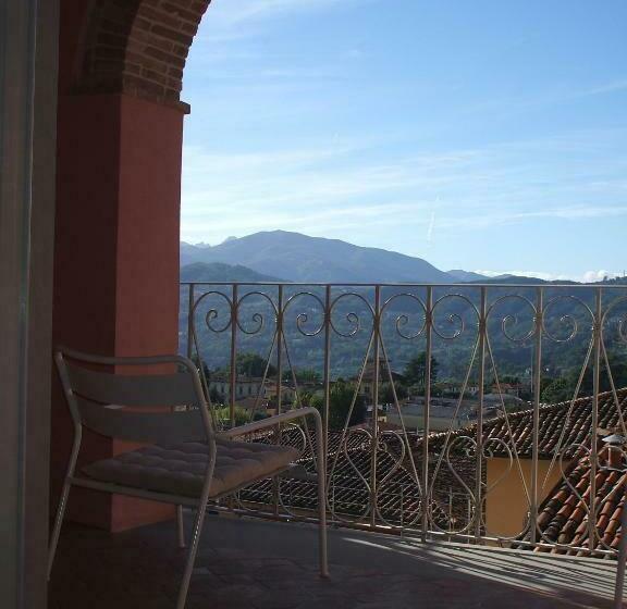 פנסיון Nel Cielo... Di Barga