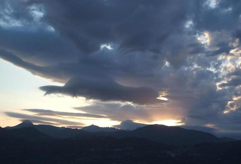 פנסיון Nel Cielo... Di Barga