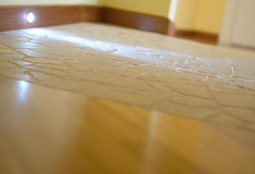 פנסיון Oasi 83