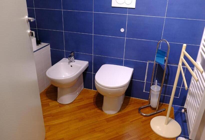 פנסיון Oasi 83