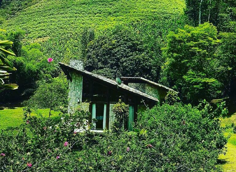 ペンション Pousada Rocamadour