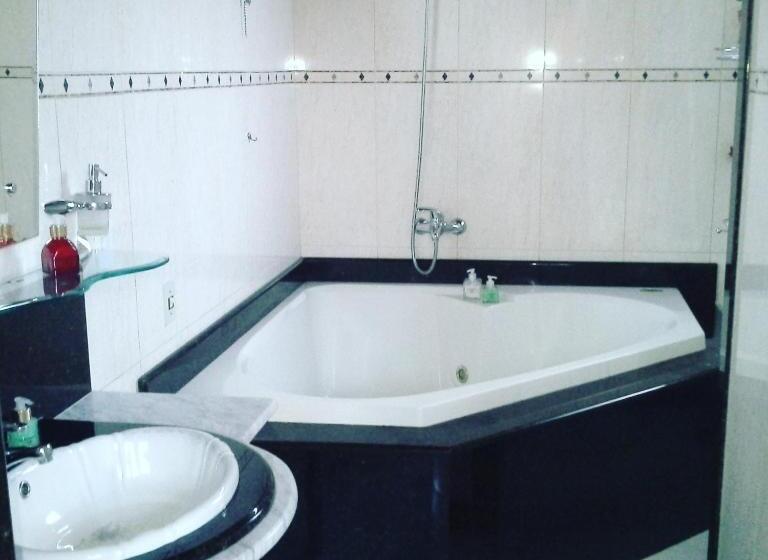 ペンション Pousada Rocamadour