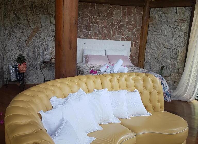 ペンション Pousada Rocamadour