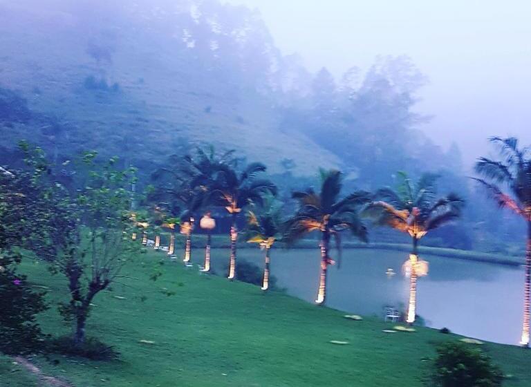 ペンション Pousada Rocamadour