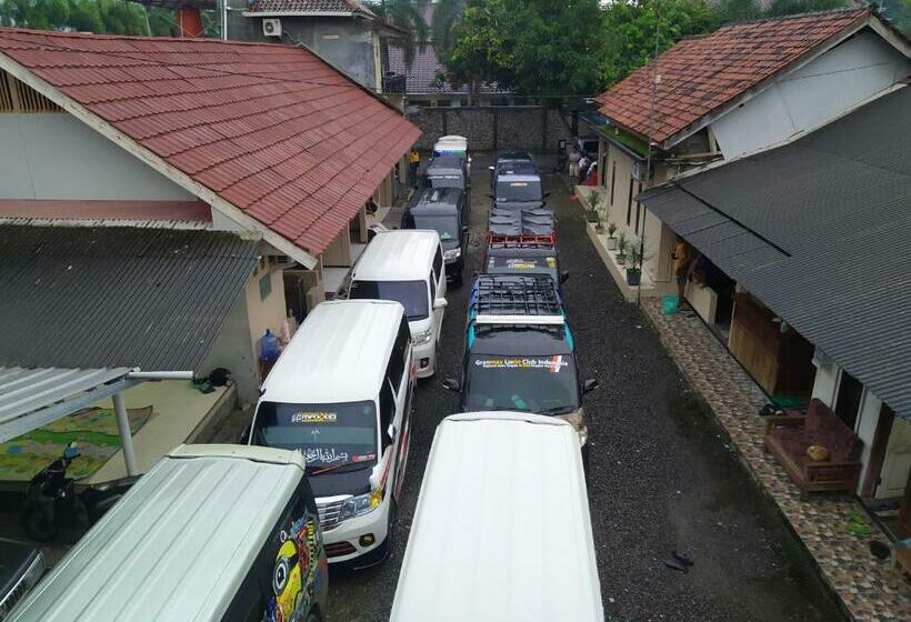 بنسيون Putra Sindang Asih