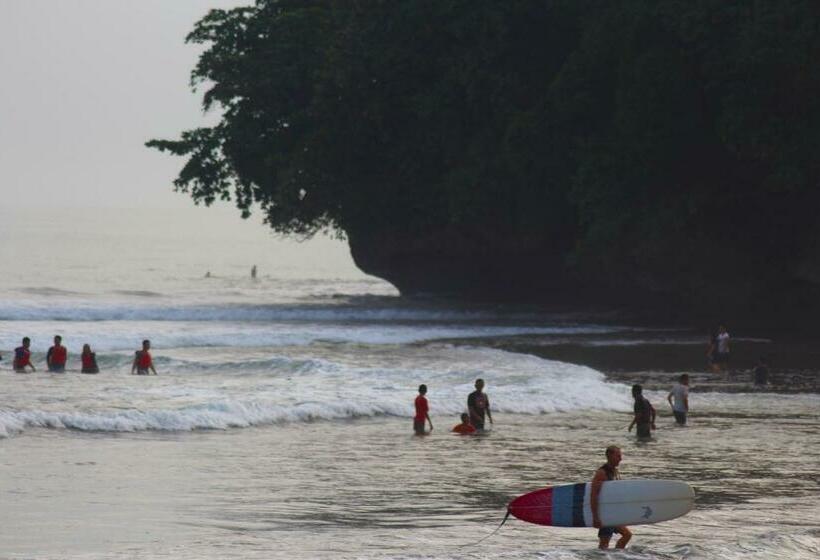 بنسيون Putra Sindang Asih