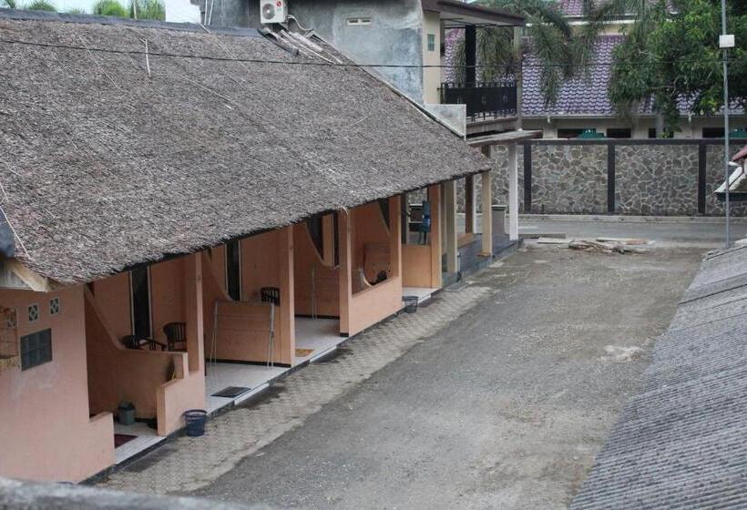 بنسيون Putra Sindang Asih