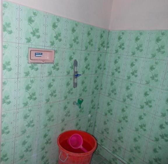 بنسيون Putra Sindang Asih