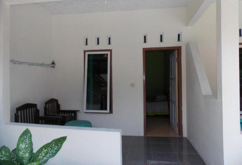 بنسيون Putra Sindang Asih