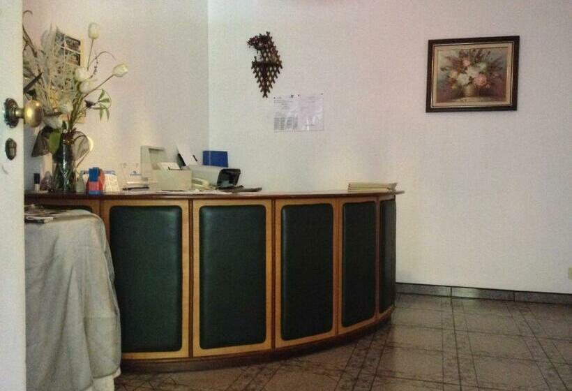 بنسيون Rs Sobreiro