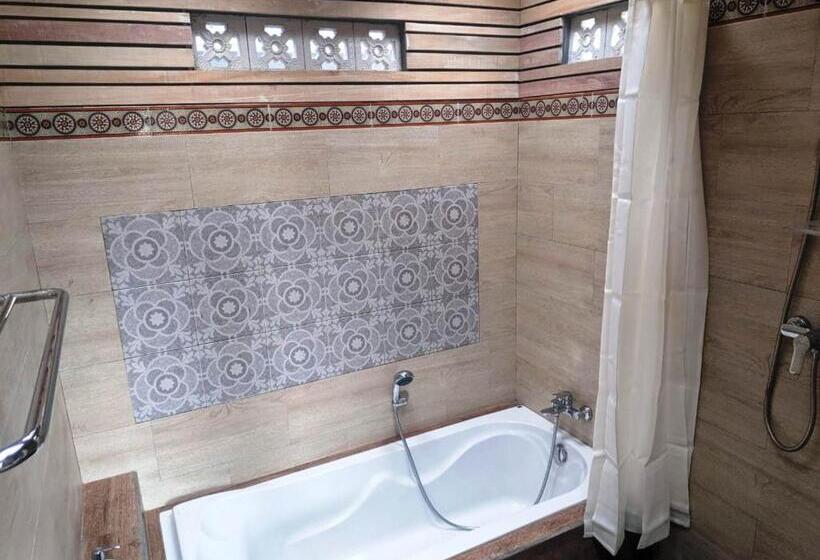 פנסיון Uma Caming Villas & Gym