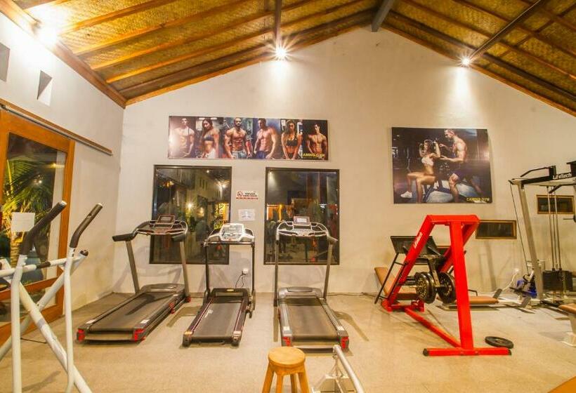 פנסיון Uma Caming Villas & Gym