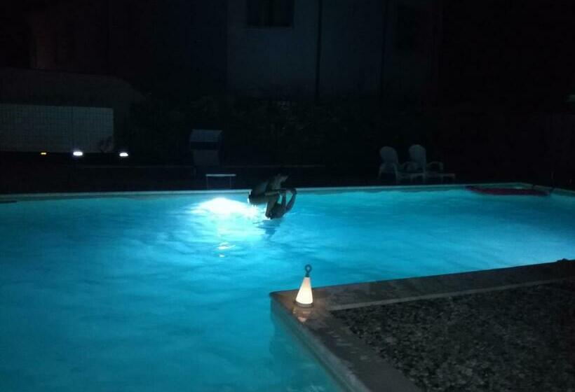 ペンション Una Stanza Nel Parco