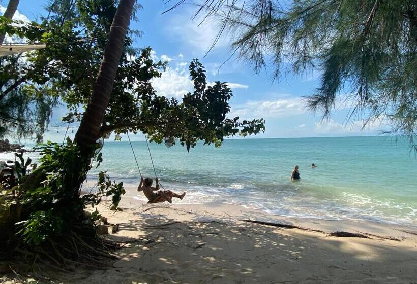 منتجع Secret Beach Bungalows