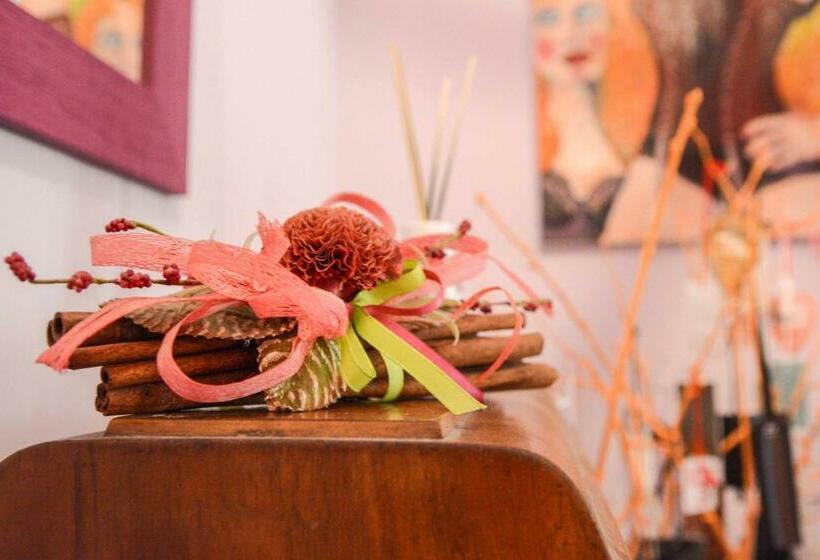 B&b Casa Fuori Casa 200 Mt Dal Casello Autostradale