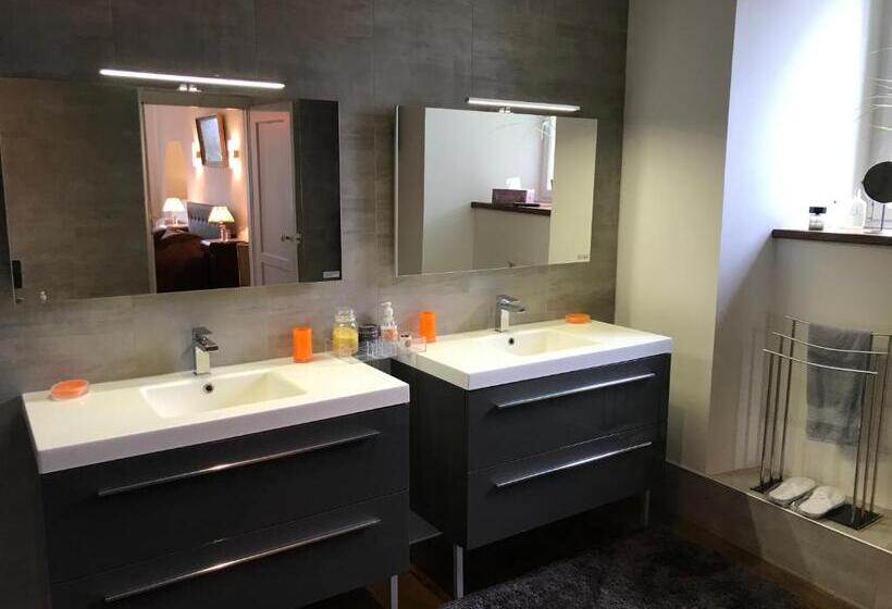 צימר Château Du Puech