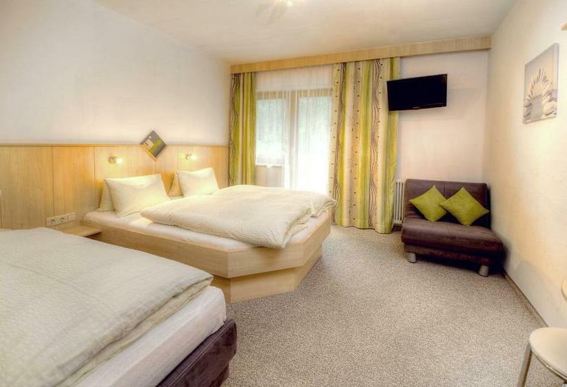 مبيت وإفطار Haus Brandner