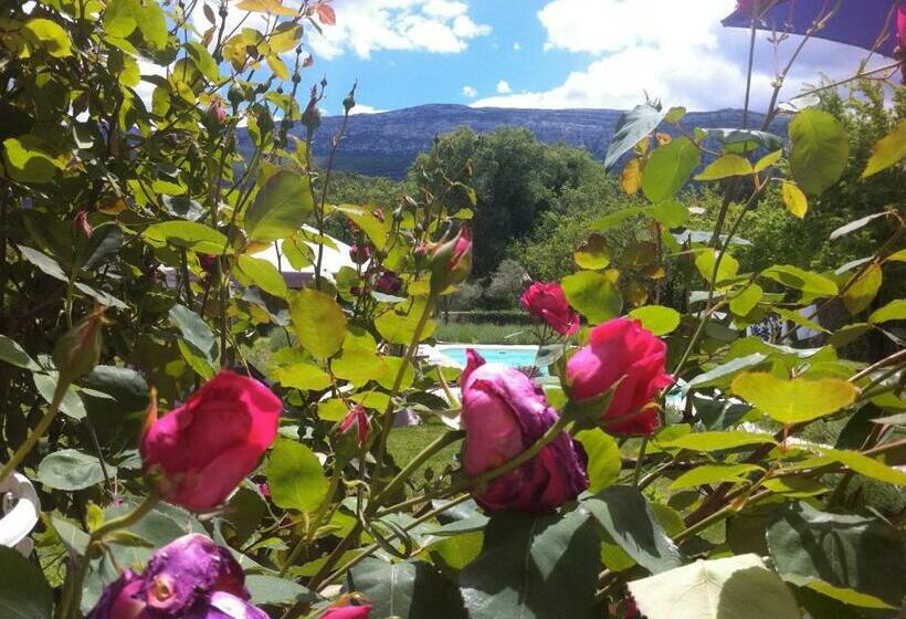 Bed and Breakfast La Grande Maison De Nans