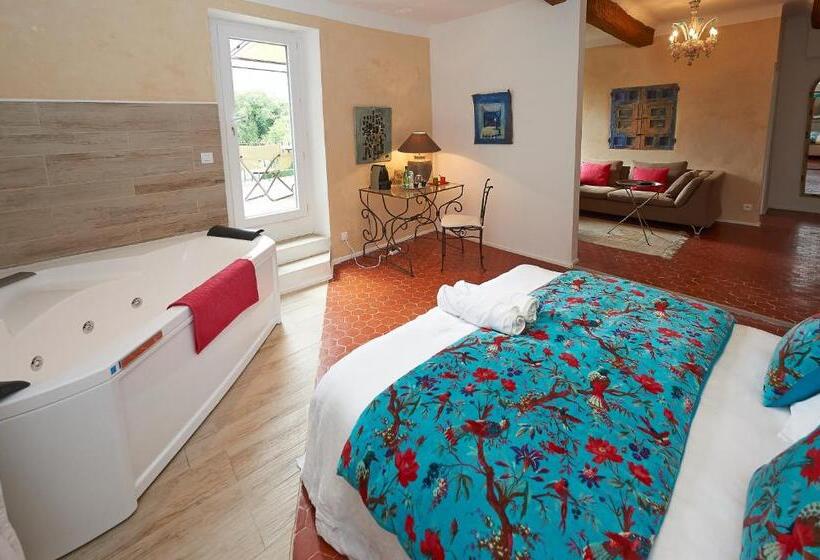 Bed and Breakfast La Grande Maison De Nans