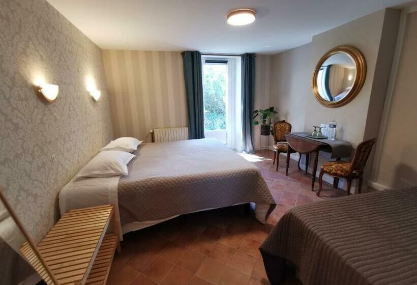 مبيت وإفطار La Jacquière