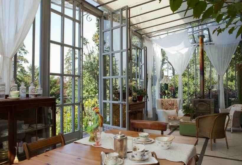 민박 La Pluie De Roses