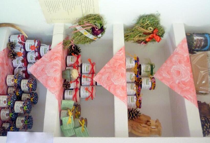 בית מלון כפרי Agriturismo La Flu