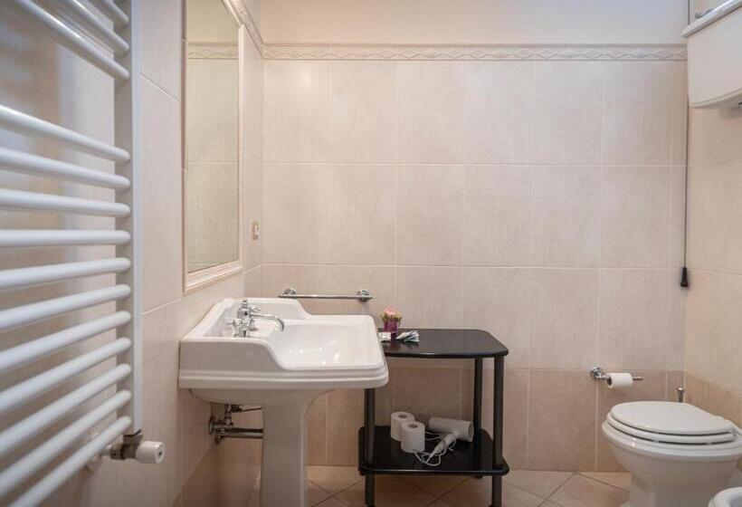 هتل Agriturismo Villa Val D Olivi