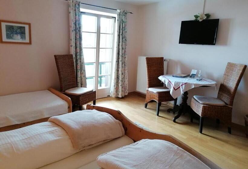 ホテル Ferienhof Moyer