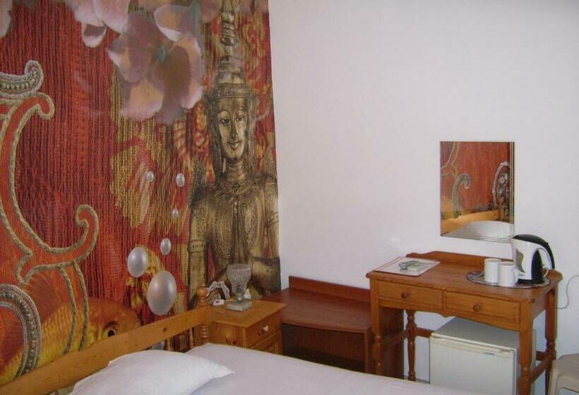 בית מלון כפרי Pasians