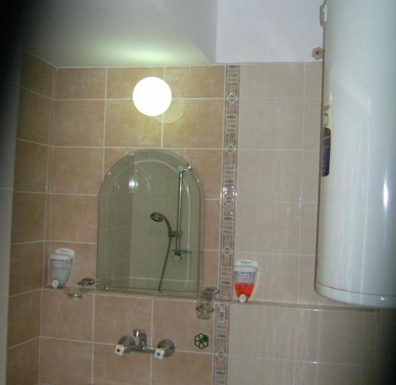 בית מלון כפרי Pasians