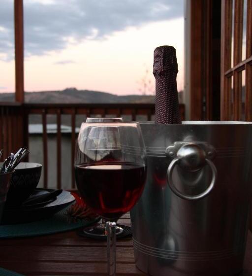 膳宿费 5th Seasons Guesthouse