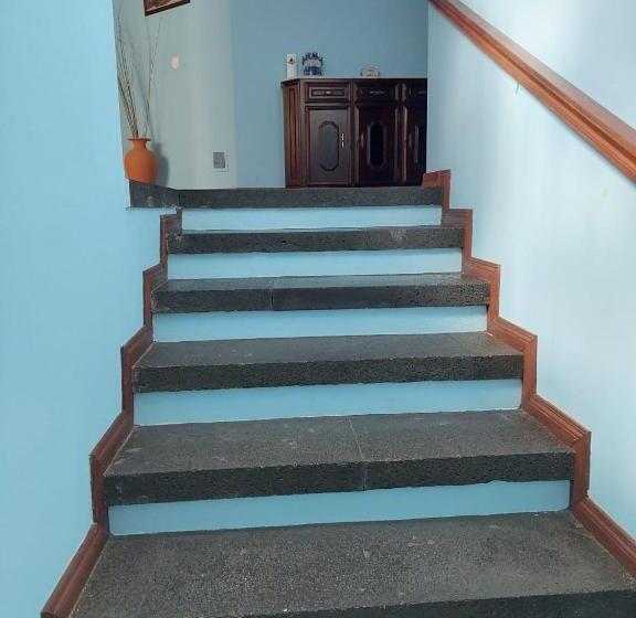 פנסיון Alojamentos A Buraca