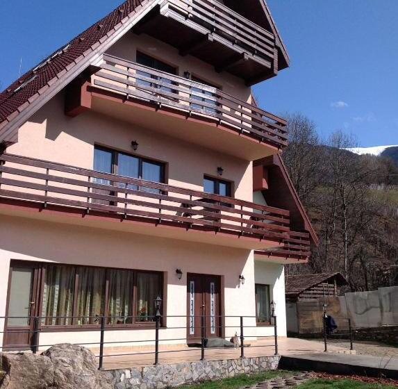 ペンション Casa Altfel