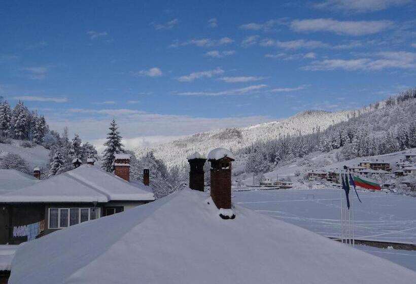 膳宿费 Denis Guest House