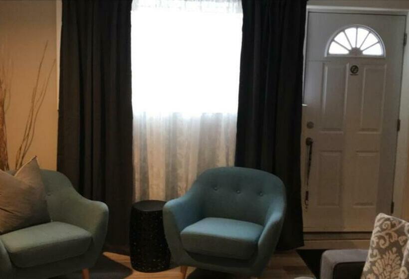 펜션 Four Cedars Accommodation