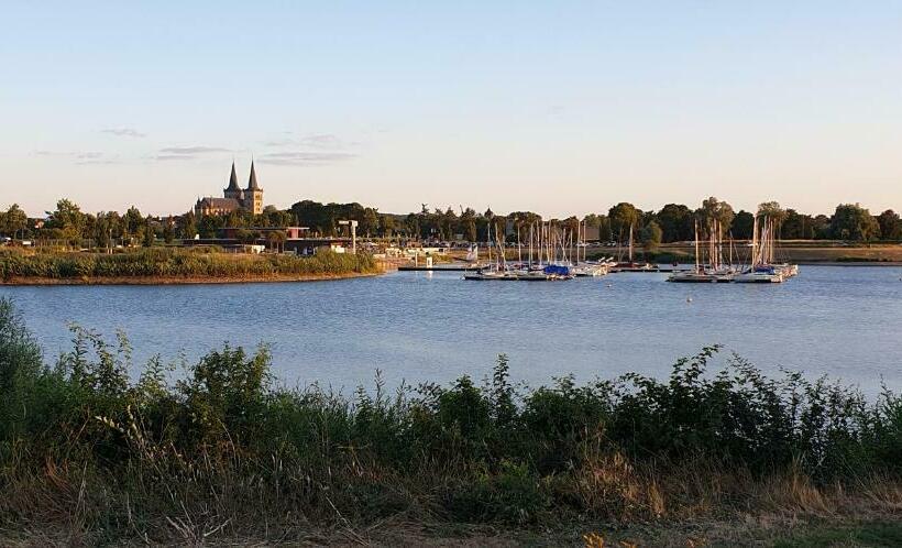 펜션 Gästehaus Am See