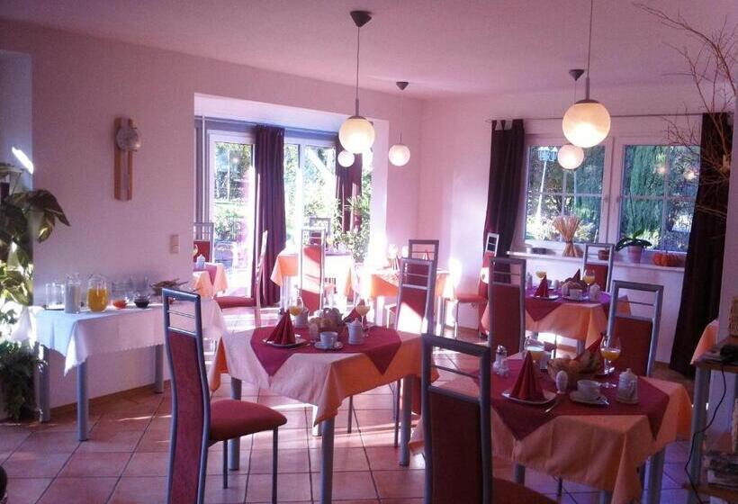 膳宿费 Gästehaus Helbighof